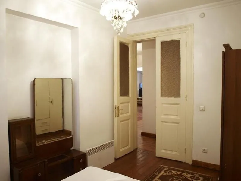 Historical 135 Sqm Apartment Near Galata Tower Istambul