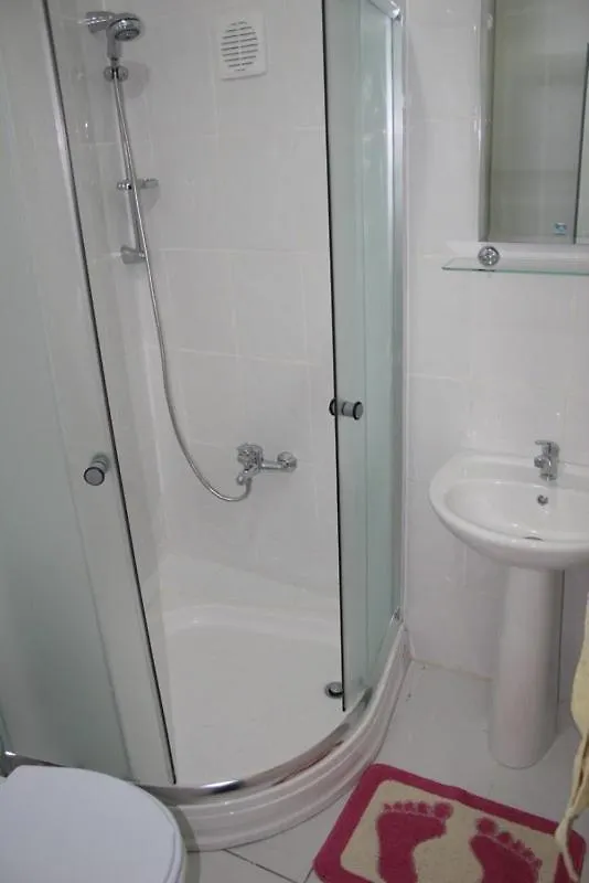 Historical 135 Sqm Apartment Near Galata Tower Istambul 0*,  Turquia