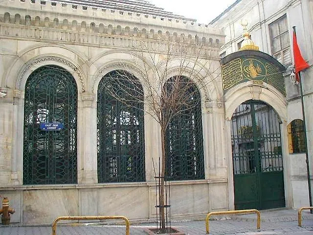 Historical 135 Sqm Apartment Near Galata Tower Istambul